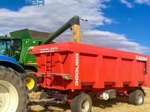 Bañera agrícola Beguer de dos ejes tipo galera Bañera agrícola Beguer de dos ejes tipo galera