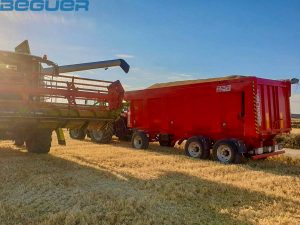 Bañera agrícola de tres ejes Beguer Bañera agrícola de tres ejes Beguer